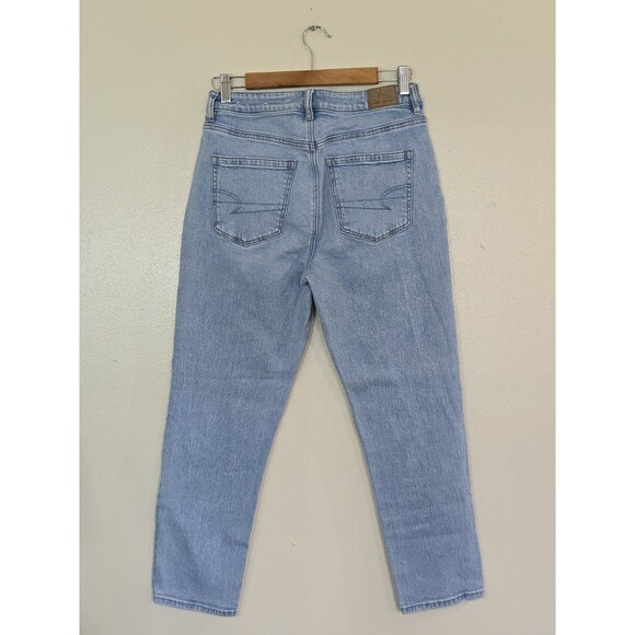 American Eagle Mom Jeans Size 6 Short Light Blue Wash High Rise - Picture 5 of 8